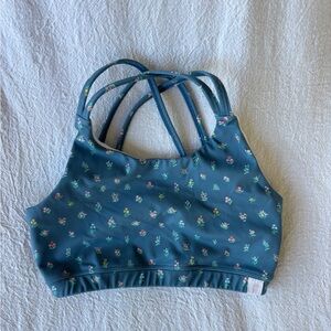 Bundle girls tumbling bra/tanks sizes 8-10